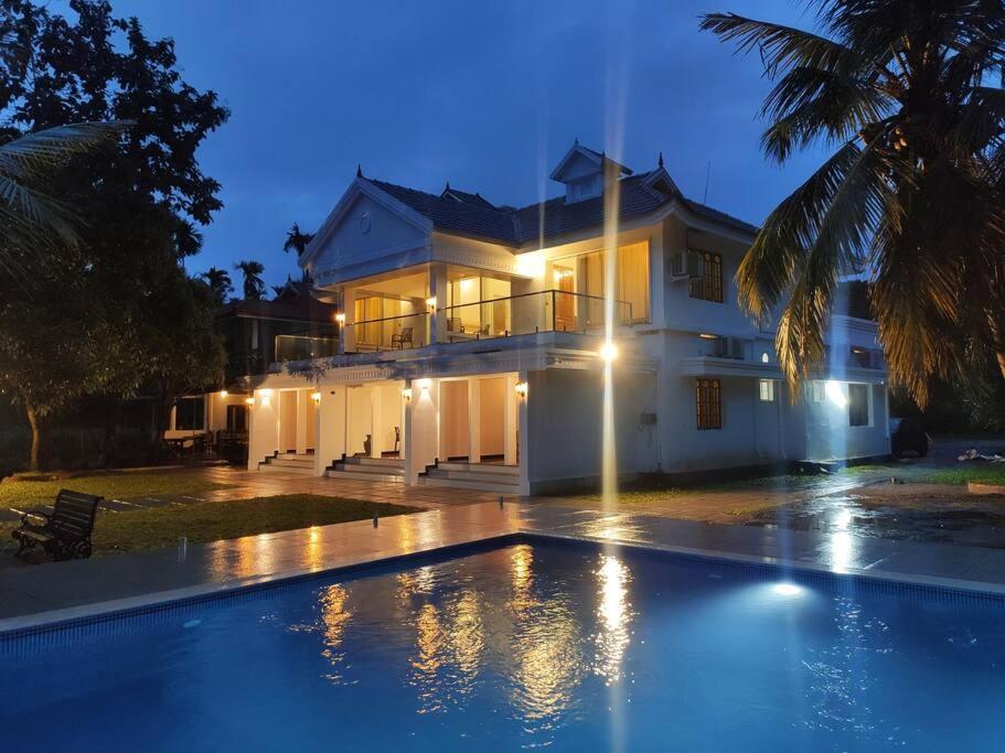 Riveria Portico Villa North Paravur Exteriör bild